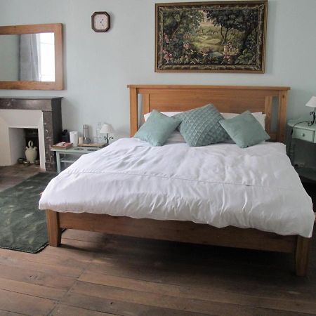 Chezlola Bed & Breakfast Civray  Ngoại thất bức ảnh
