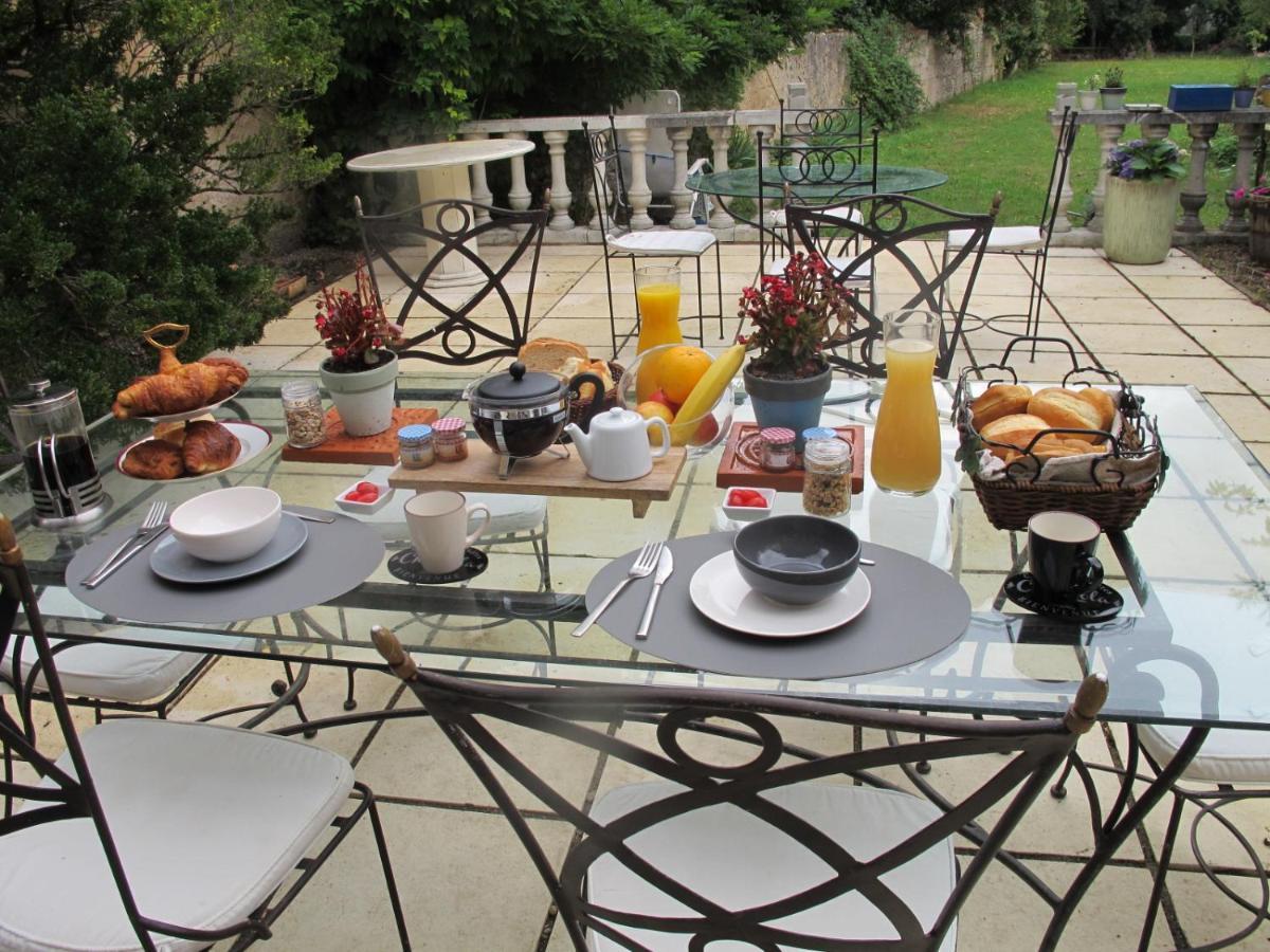 Chezlola Bed & Breakfast Civray  Ngoại thất bức ảnh