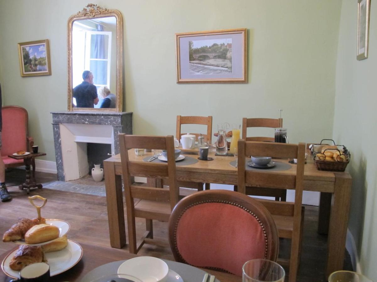 Chezlola Bed & Breakfast Civray  Ngoại thất bức ảnh